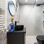 Sunny - Charming Balcony - Romana Square * Bukarest