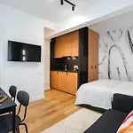 Sunny - Charming Balcony - Romana Square * Bukarest