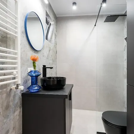 Sunny - Charming Balcony - Romana Square * Bükreş