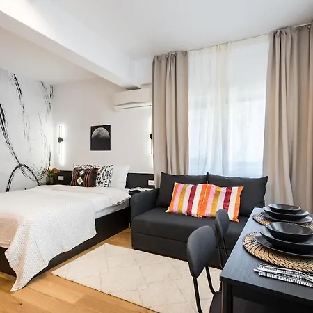 Appartement Sunny - Charming Balcony - Romana Square *