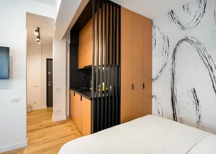 Sunny - Charming Balcony - Romana Square * Bukurešť