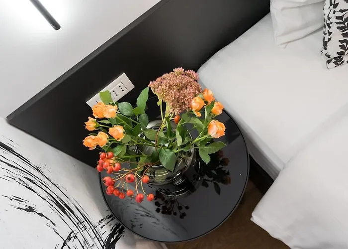 Sunny - Charming Balcony - Romana Square *