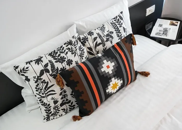 Sunny - Charming Balcony - Romana Square Apartmán *