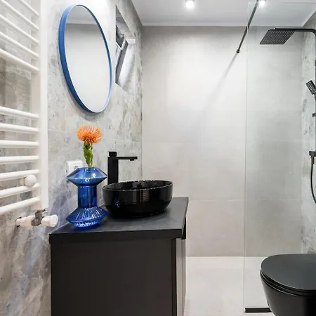 Sunny - Charming Balcony - Romana Square * Bukarest